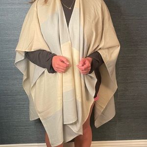 Mer Sea cream and baby blue wrap